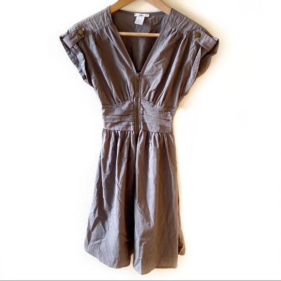 Bar III taupe utility front zip dress - Picture 2 of 6